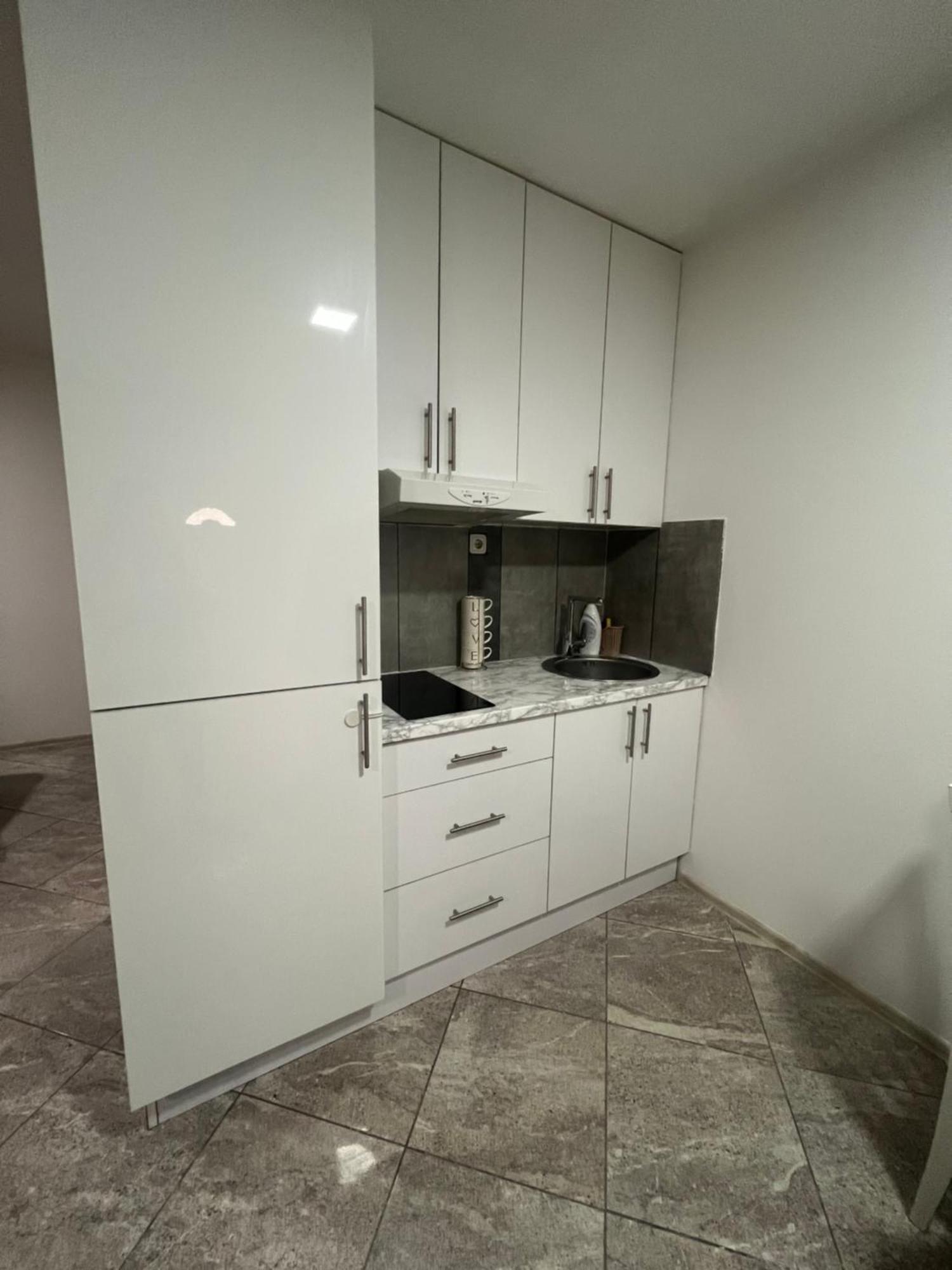 Aurora Apartment ซอมโบร์ ภายนอก รูปภาพ